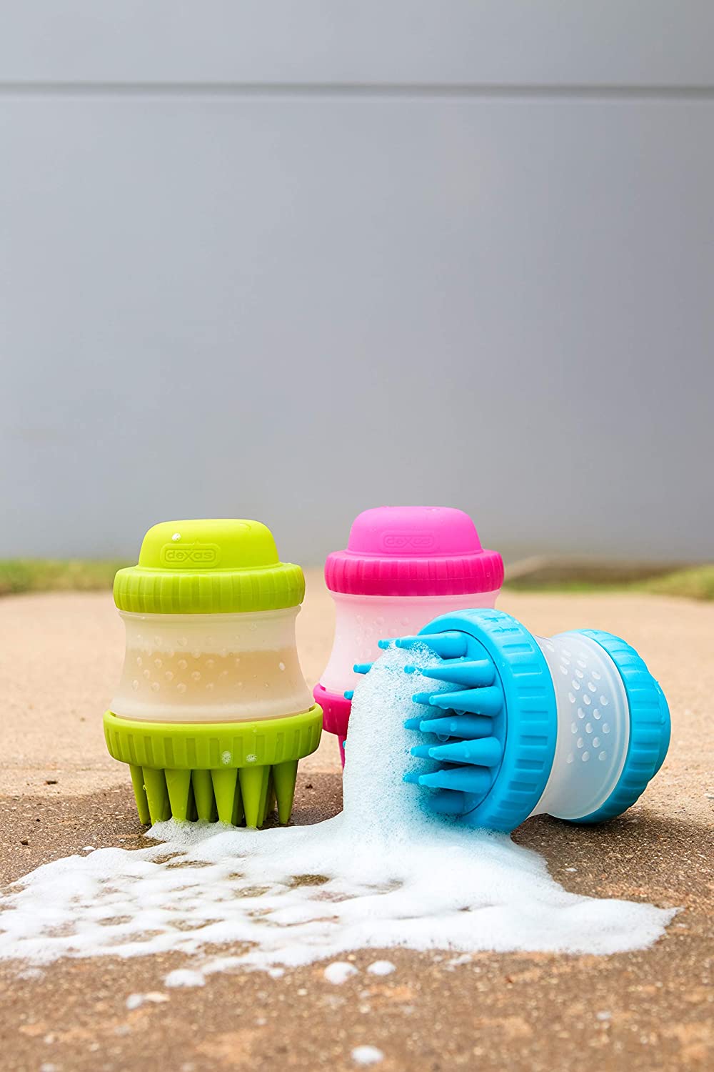 Dexas ScrubBuster Silicone Dog Washing Brush With Built-In Shampoo Reservoir, Blue