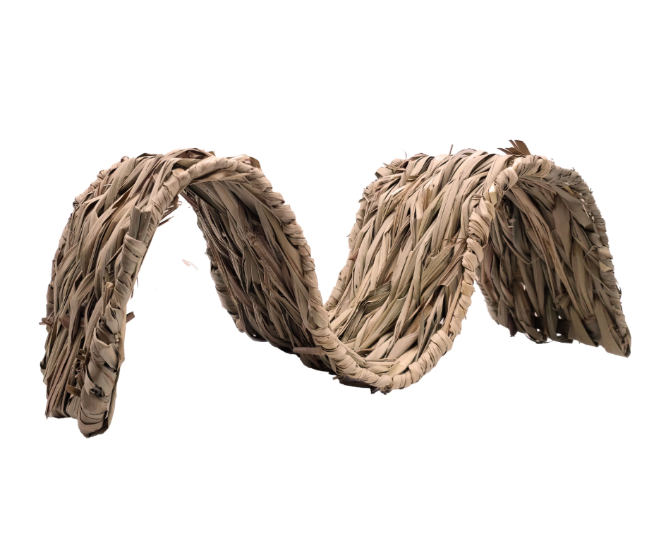 A&E Natural Grass Wave Hideout for Small Animals 13.5 x 4.5 x 4.5 in