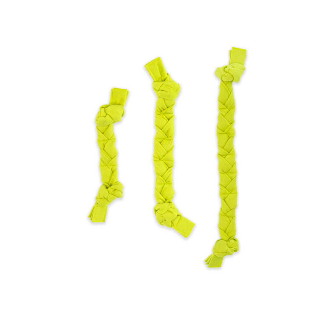 Guru Squeaking Tennis Snuffle Rope Dog Toy